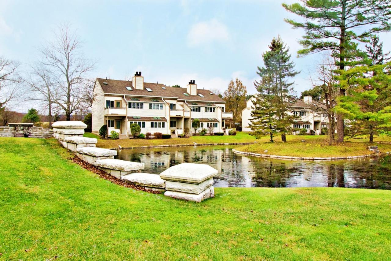 The Ponds At Foxhollow Lenox Ngoại thất bức ảnh